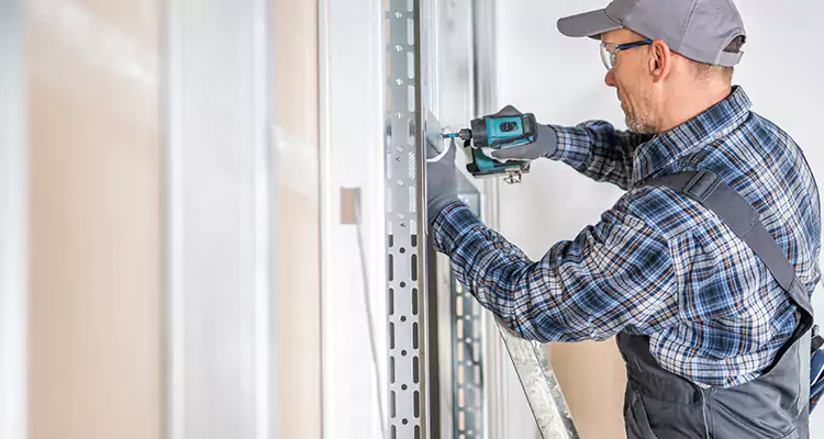Sliding Door Latch Hardware Repair in Lake Butler, FL