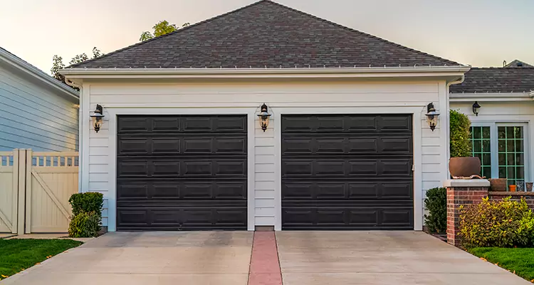 Residential Local Garage Door Repair in Lake Butler, FL